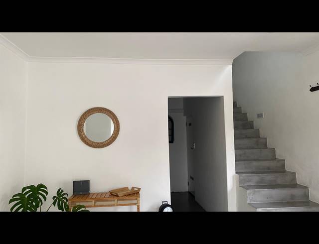 4 BEDROOM FREEHOLD FOR SALE IN GLENWOOD